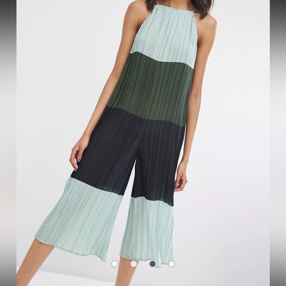 ASOS Color Block Jumpsuit in All Over Pleat bloggers favorite